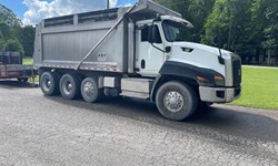 2014 Caterpillar  Truck-Dump