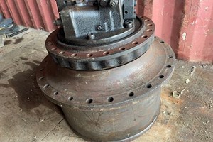 Komatsu 400  Part and Part Machine
