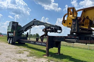 2017 John Deere 437E  Log Loader