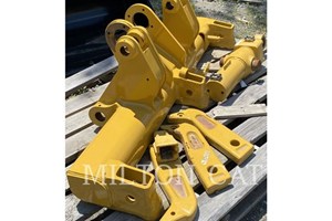 2023 Caterpillar D4 MULTI SHANK RIPPER STRAIGHT  Attachment