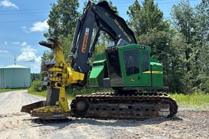 2017 John Deere 853M  Feller Buncher