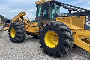 2002 John Deere 748GIII  Skidder