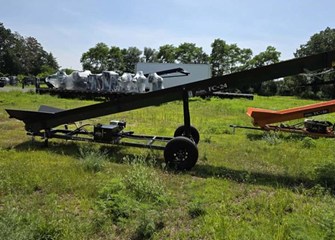 2025 Wolfe Ridge Mfg FC-24 Conveyor