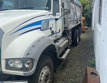 2015 Mack GU713