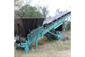 Unknown Portable Radial Stacker  Conveyors Belt