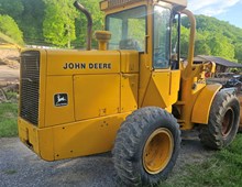 John Deere 444C
