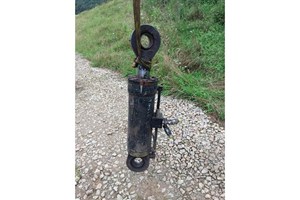 Timbco Leveling cylinders  Part and Part Machine
