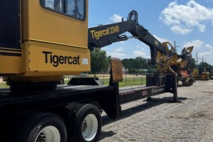 Tigercat 234B  Log Loader