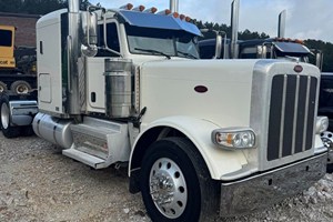 2019 Peterbilt  Truck-SemiTractor