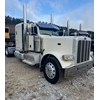 2019 Peterbilt SemiTractor Truck