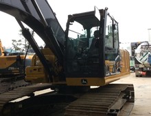 2024 John Deere 210 P