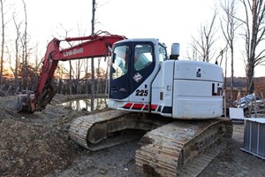 2005 Link-Belt 225  Excavator