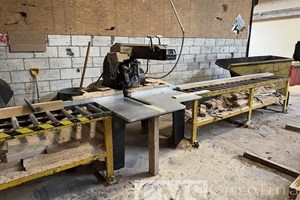 Dewalt  Radial Arm Saw