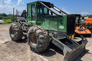 2014 John Deere 548GIII  Skidder