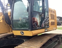 2023 John Deere 345 P