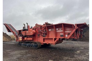 2012 Morbark 3800XL  Mobile Wood Grinder