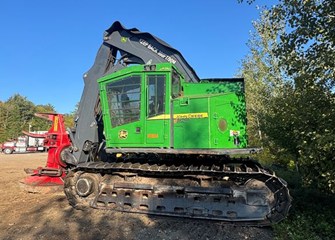 2017 John Deere 853M Track Feller Buncher