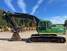 2003 John Deere 200C LC