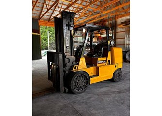 Caterpillar Forklift