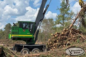 2022 John Deere 437E  Log Loader