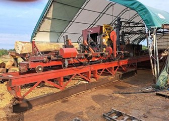 1998 Meadows Mills Deluxe 2 RH Carriage (Sawmill)