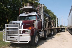 2003 Western Star  Truck-Log