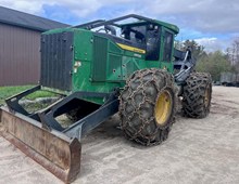 2018 John Deere 748L