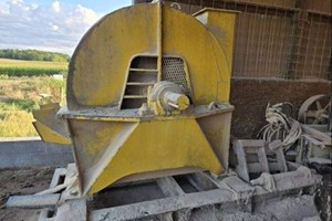 Unknown  Wood Chipper - Stationary