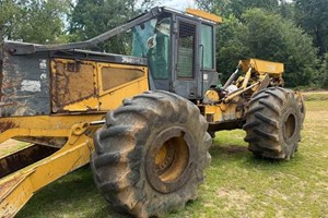 2002 John Deere 748G III  Skidder