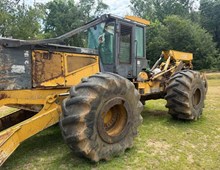 2002 John Deere 748G III