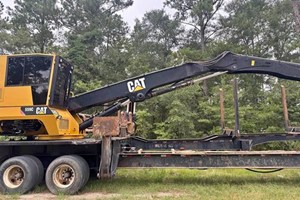 Caterpillar 559C  Log Loader