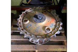 Caterpillar D3C final drives  Part and Part Machine