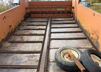 Unknown Live Floor Chip Bin