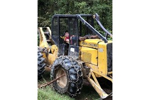 1983 John Deere 440C  Skidder