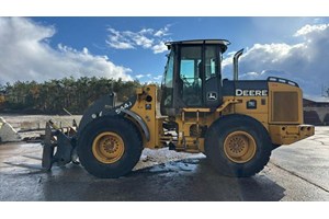 2005 John Deere 544J  Wheel Loader