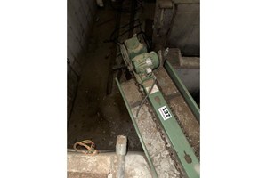 HMC  Conveyors-Barn Sweep