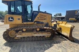 2021 John Deere 700L  Dozer