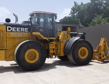 2018 John Deere 744K