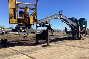 2022 John Deere 437E  Log Loader