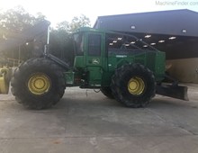 2019 John Deere 748LB