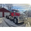 2015 Freightliner 122SD SemiTractor Truck