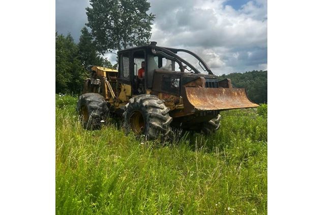 Caterpillar 515 Skidder