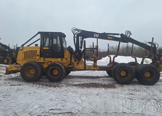 2015 Caterpillar 574 Forwarder