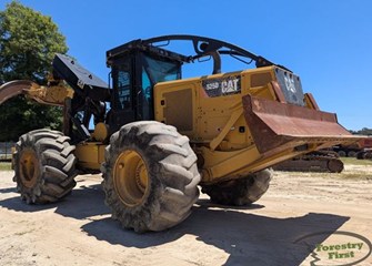 2015 Caterpillar 525D Skidder
