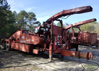 2009 Morbark 30/36 Mobile Wood Chipper