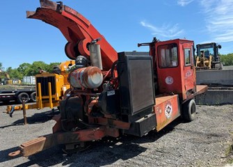 1998 Morbark 30/36 Mobile Wood Chipper