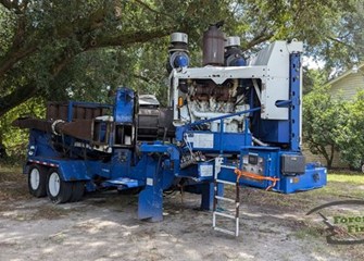 2012 Peterson 5900 Mobile Wood Chipper