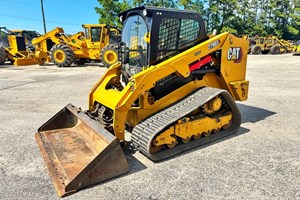 2022 Caterpillar 279D3  Skidsteer