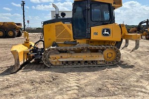 2022 John Deere 650k  Dozer