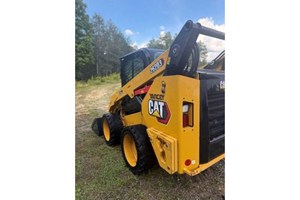 2023 Caterpillar 262D3  Skidsteer